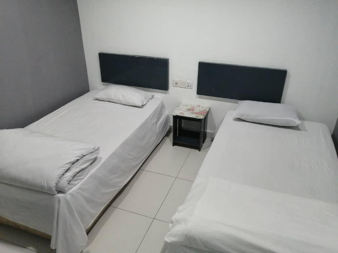 Hotel Rim Global Pj21 Kampong Baharu Sungai Way Zewnętrze zdjęcie