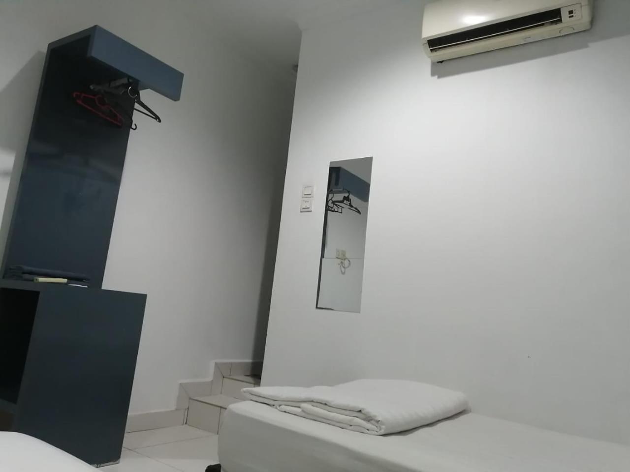 Hotel Rim Global Pj21 Kampong Baharu Sungai Way Zewnętrze zdjęcie